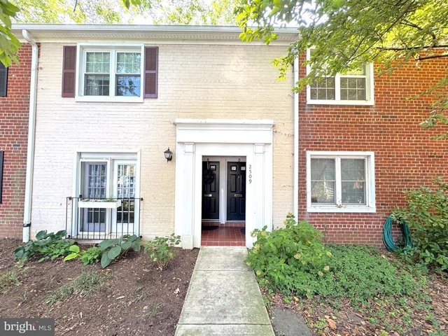 2509 S Walter Reed Drive - Photo 1