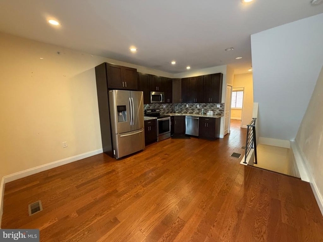 1614 Cambridge Street - Photo 1