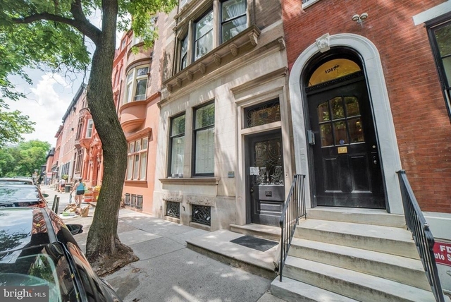 1919 Spruce Street - Photo 1
