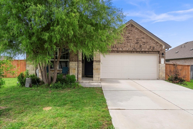 13900 Mc Arthur Dr - Photo 1
