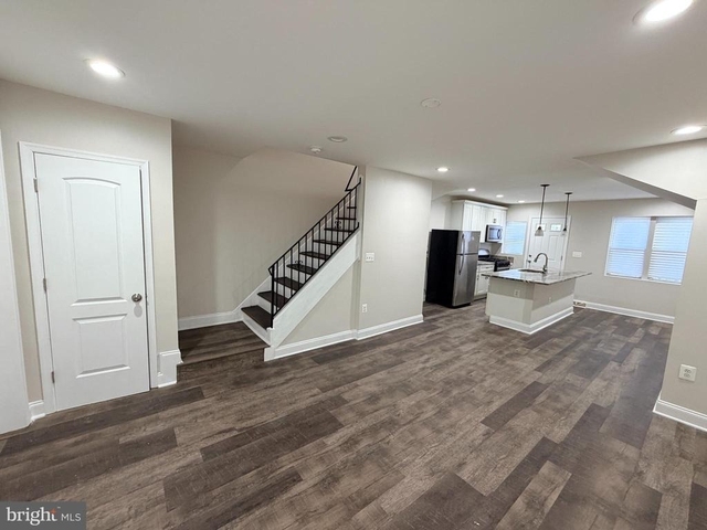 607 Cheraton Road - Photo 1