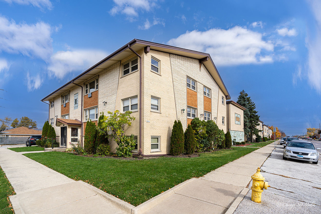 4747 N Ronald Street - Photo 1
