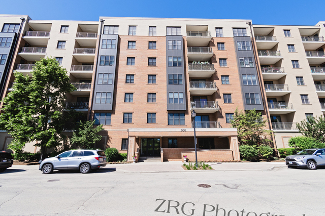 300 Anthony Avenue - Photo 1