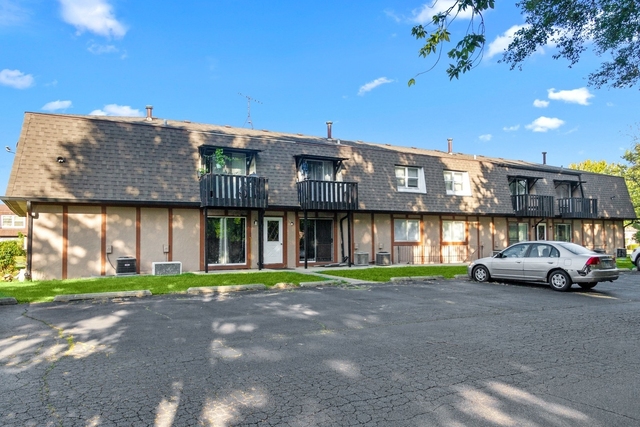 1017 9th Street - Photo 1