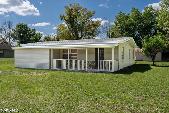 2352 Sunny View Drive - Photo 1