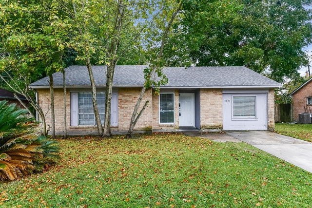 5721 Melanite Street - Photo 1