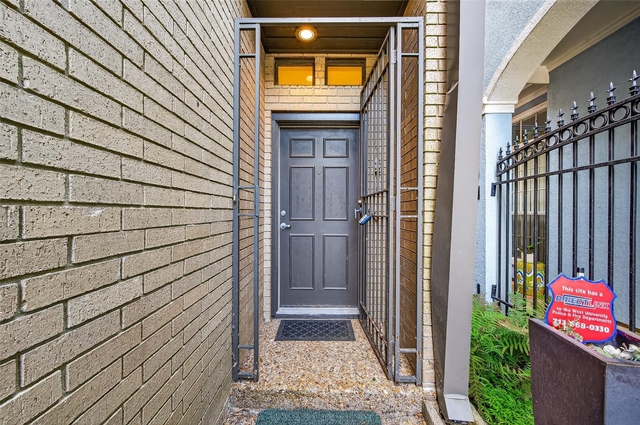 3027 Bissonnet Street - Photo 1
