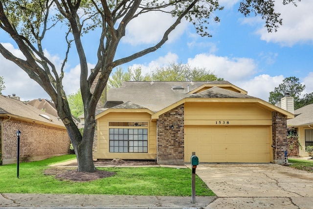 1538 Ainsdale Drive - Photo 1