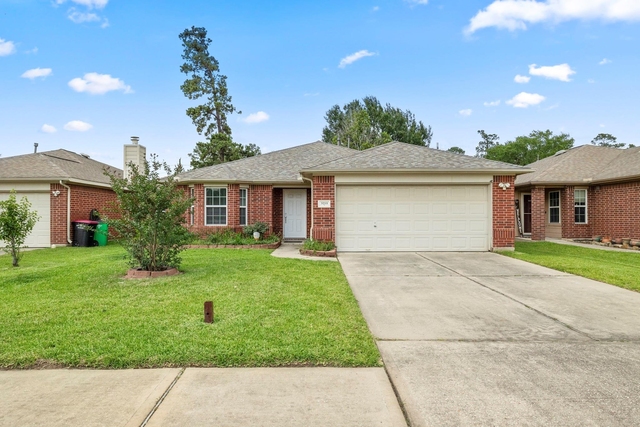 3211 Falcon Trail Drive - Photo 1