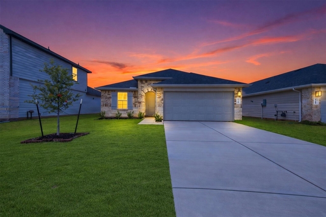4214 Berwick Park Lane - Photo 1