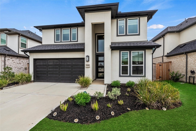 21646 Laggan Cliff Lane - Photo 1