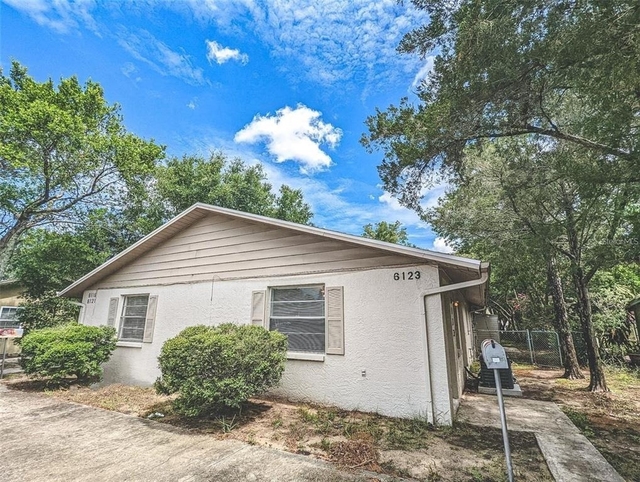 6123 Montana Avenue - Photo 1