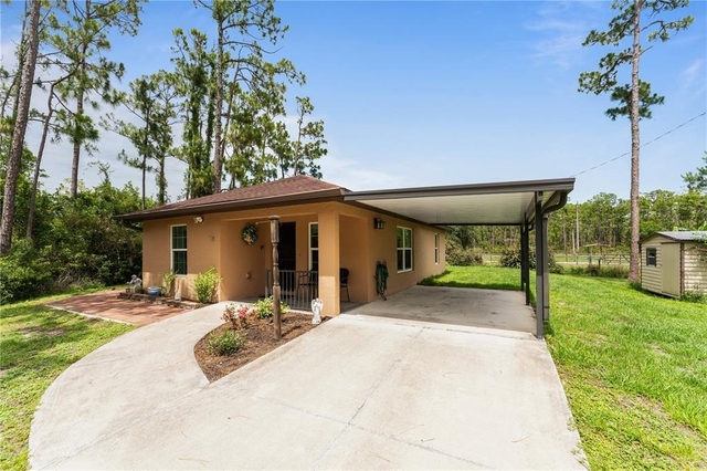 3241 Tropicaire Boulevard - Photo 1