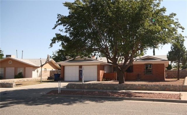10804 Gloster Court - Photo 1