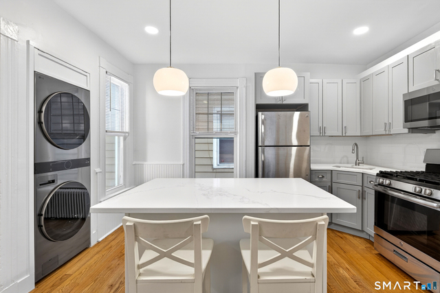 52 Edwards Street - Photo 1