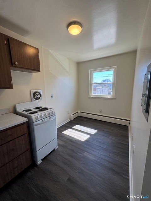 64 Mckinley Avenue - Photo 1