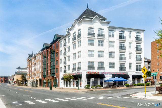 850 Main Street - Photo 1