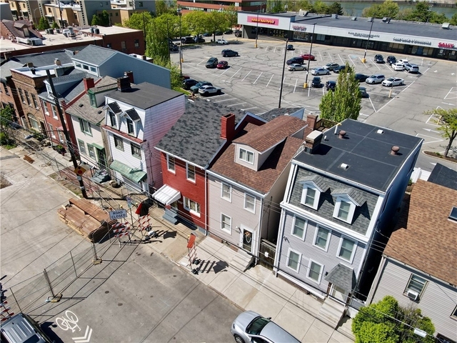 1923 Wharton St - Photo 1