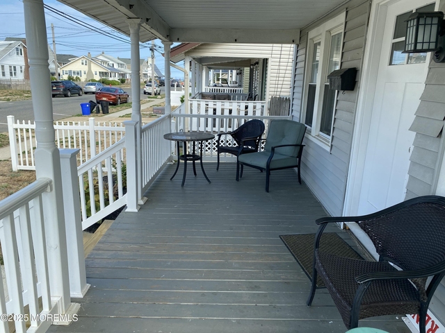 119 18th Avenue - Photo 1