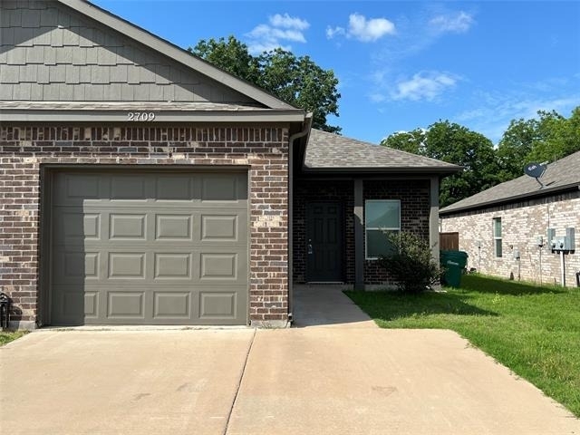 2709 Ginger Court - Photo 1