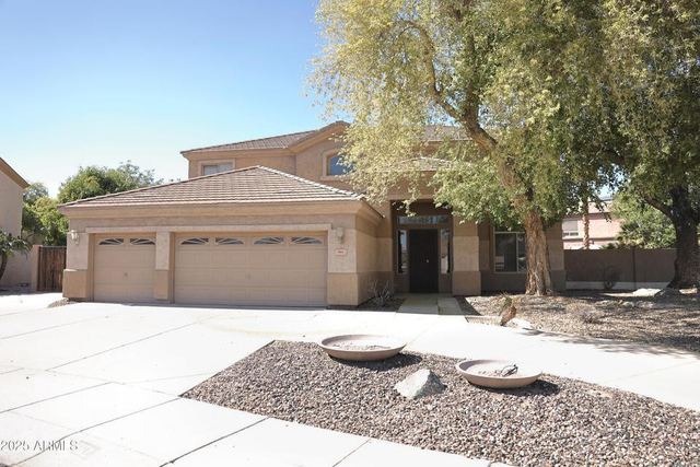 562 N Danielson Way - Photo 1