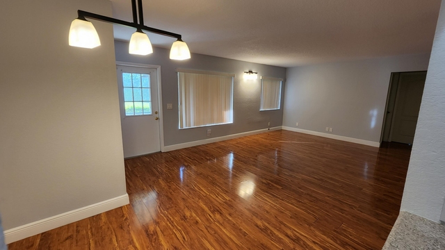 527 Shady Pine Way - Photo 1