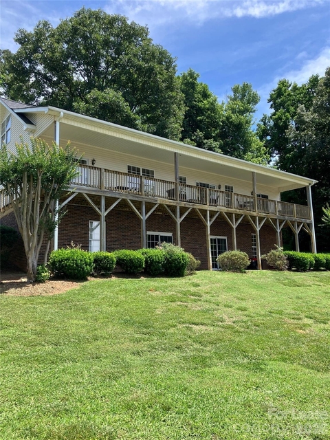 137 Fern Haven Lane - Photo 1