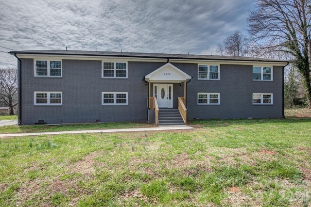 1048 Avondale Road - Photo 1