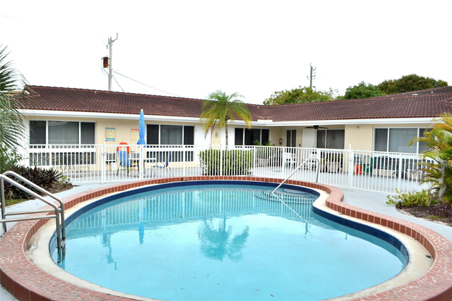 4209 Ne 21st Avenue - Photo 1