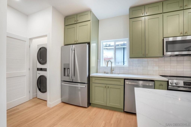 6942 Eberhart St - Photo 1