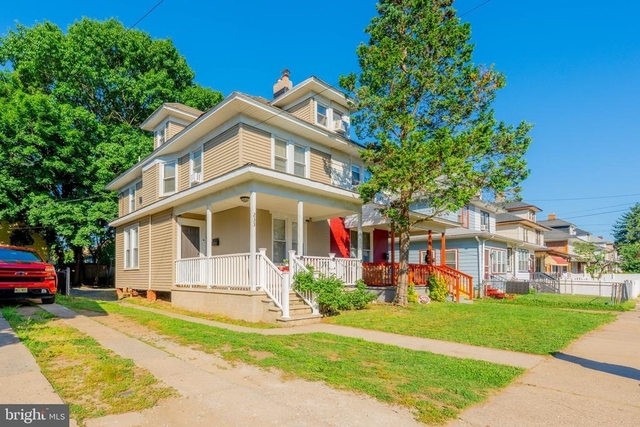 233 Park Lane - Photo 1