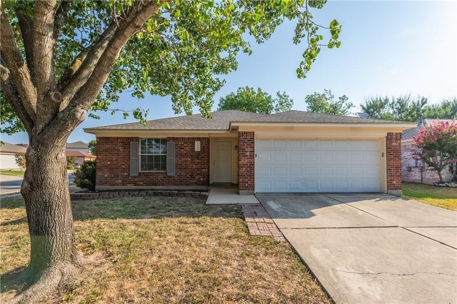 1506 Mayapple St - Photo 1