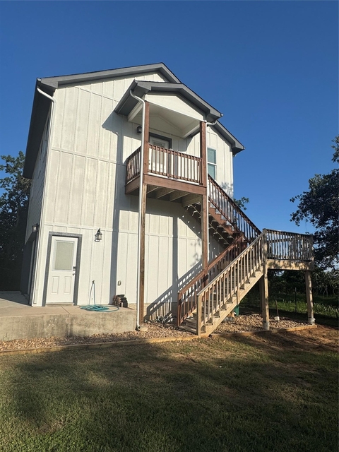 1029 Old Mcdade Rd - Photo 1