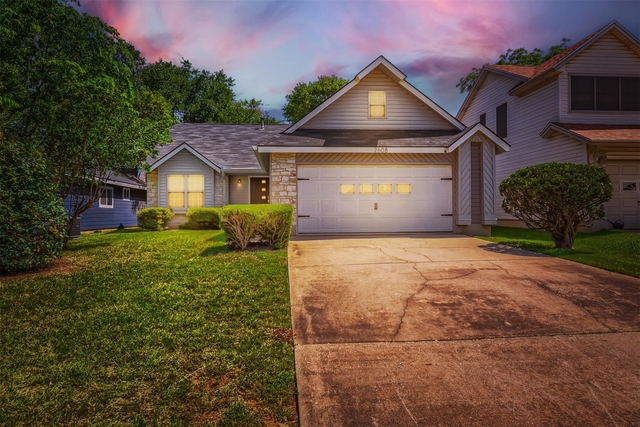 2608 Piping Rock Trl - Photo 1