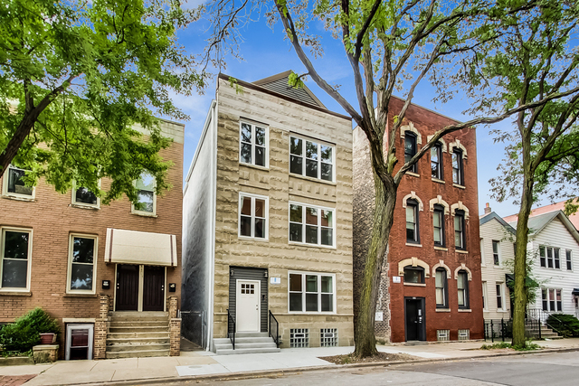 815 S Carpenter Street - Photo 1