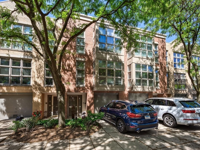 2365 N Wayne Avenue - Photo 1