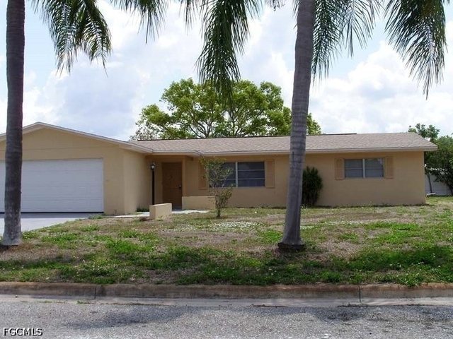 217 Jayview Avenue - Photo 1