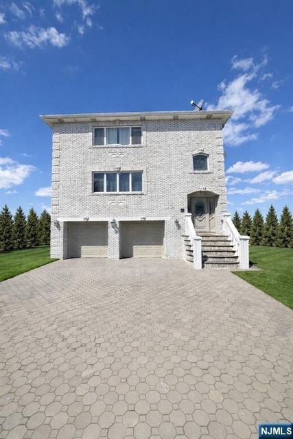 33 Willow Wood - Photo 1