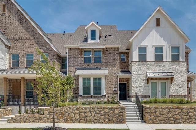7843 Manilla Drive - Photo 1