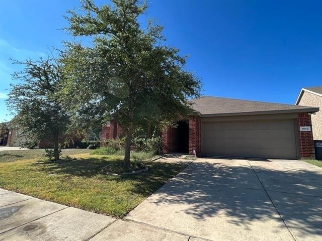 1011 Meadow Green Court - Photo 1