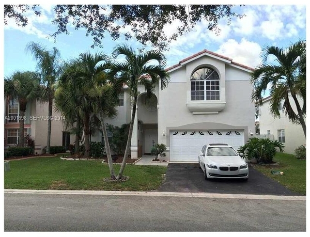 13389 Nw 7th Street - Photo 1
