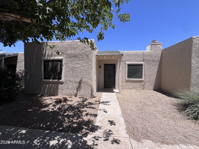15601 N 27th Street - Photo 1