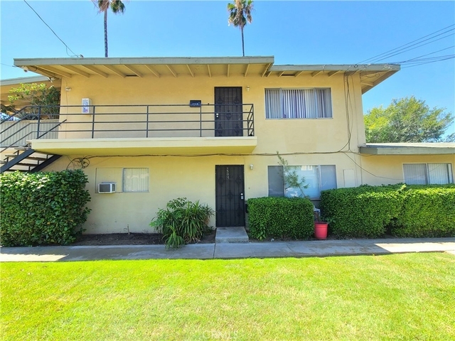 1304 E Central Avenue - Photo 1
