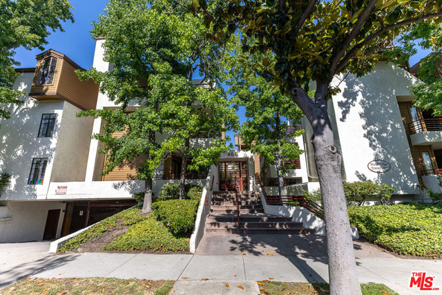400 N Louise Street - Photo 1