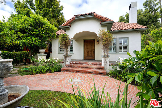 521 Westbourne Drive - Photo 1
