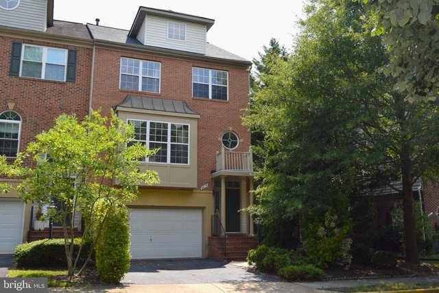 8819 Blue Royale Lane - Photo 1