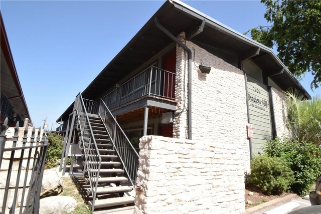 2404 Longview St - Photo 1