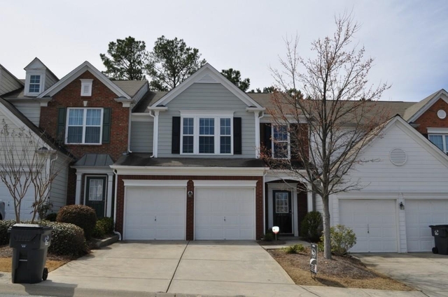 2425 Fairlie Drive - Photo 1