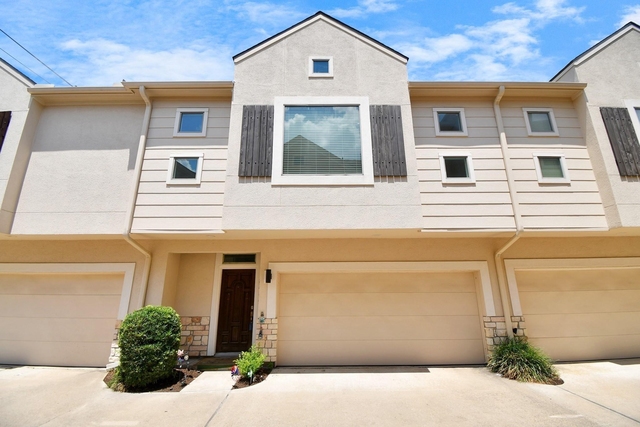3900 Center Street - Photo 1