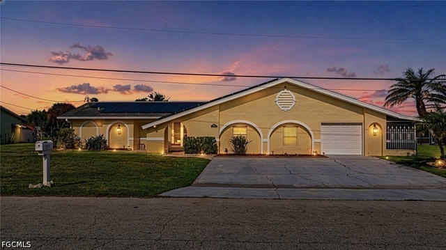 2507 Lakeview Drive - Photo 1